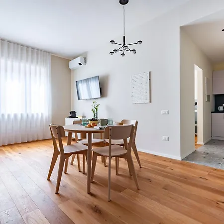 Piccinni 133 3* باري